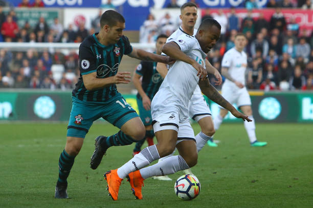 甲体现了他 甲体现了他